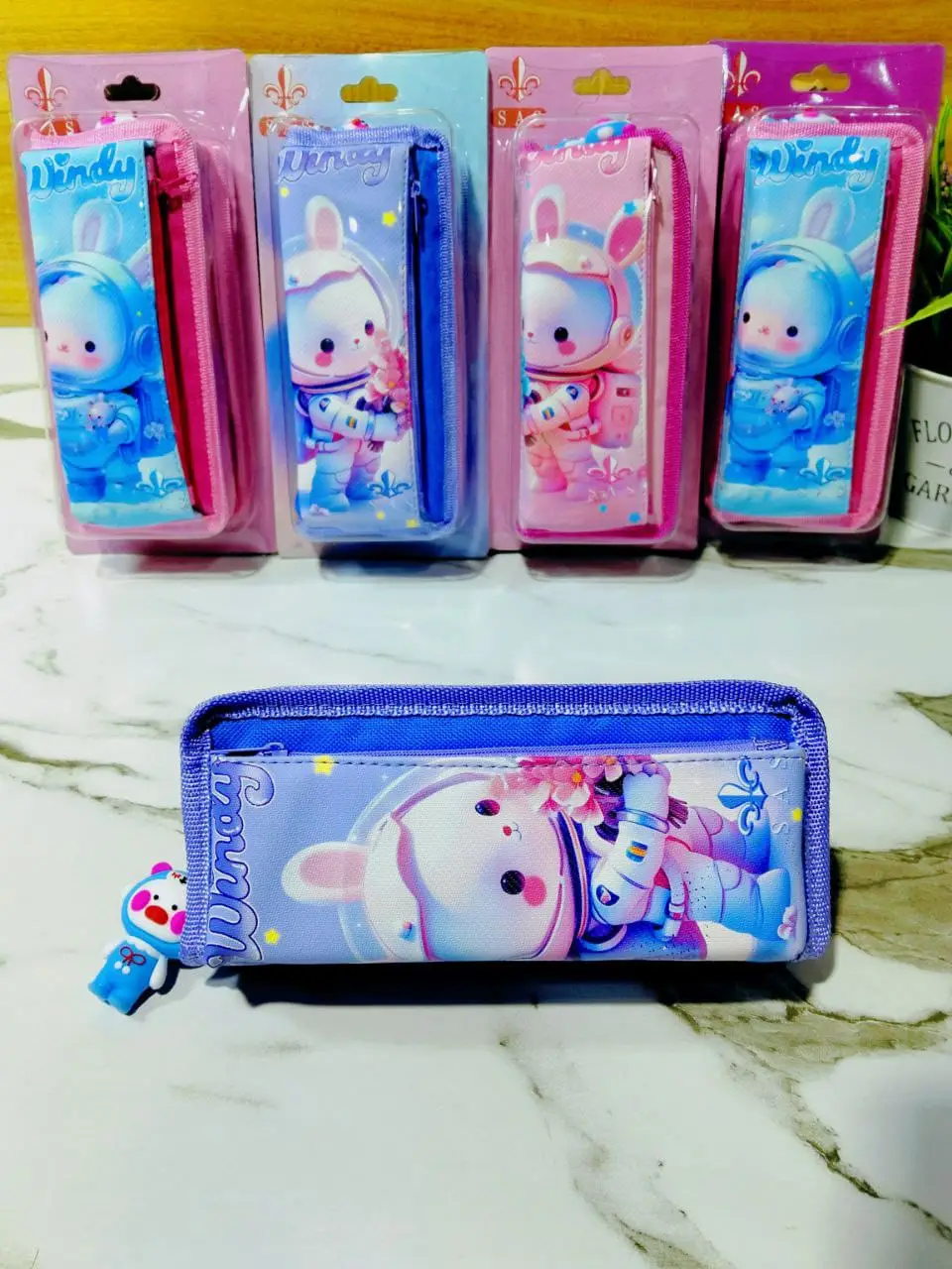 مقلمة أطفال ديزني ميدالية سيلكون - كود 2025-2